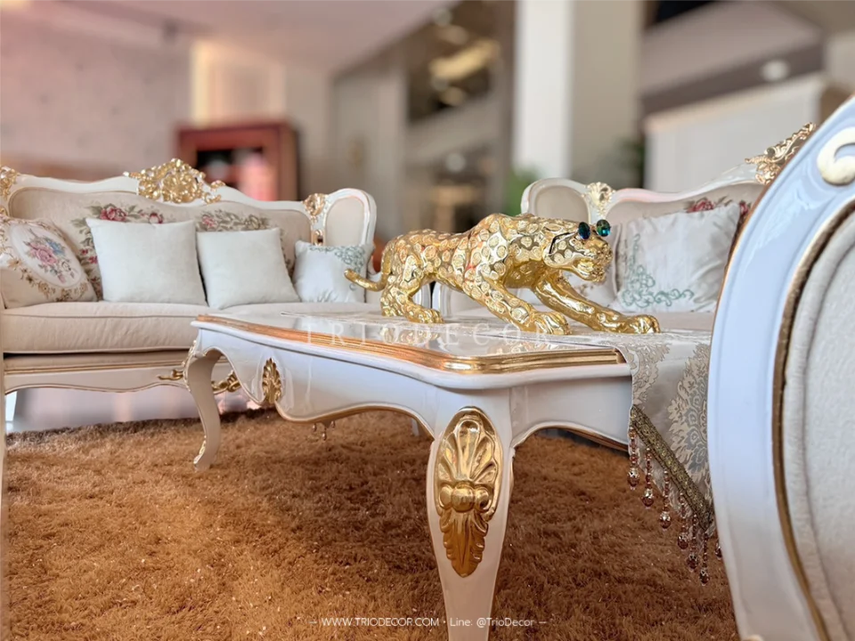 ROSEMARIA CLASSIC ROYAL SOFA SET : ชุดโซฟาหลุยส์ 3ชิ้น (3+2+1ที่นั่ง) พร้อมหมอนอิงและโต๊ะกลางสุดหรู รุ่น โรสมาเรีย