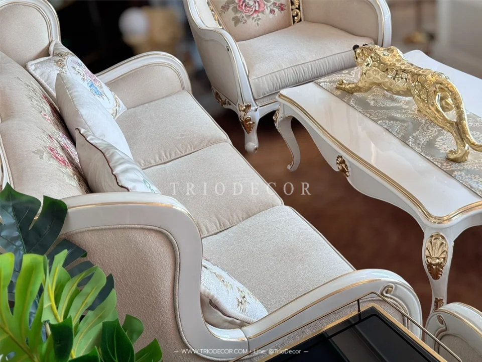 ROSEMARIA CLASSIC ROYAL SOFA SET : ชุดโซฟาหลุยส์ 3ชิ้น (3+2+1ที่นั่ง) พร้อมหมอนอิงและโต๊ะกลางสุดหรู รุ่น โรสมาเรีย