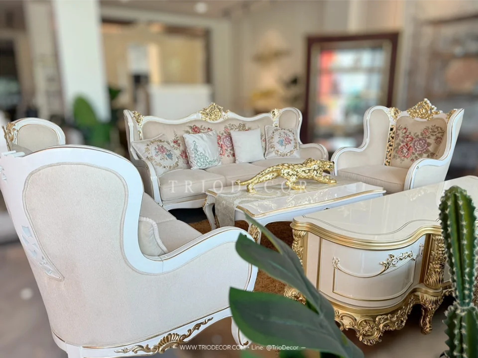 ROSEMARIA CLASSIC ROYAL SOFA SET : ชุดโซฟาหลุยส์ 3ชิ้น (3+2+1ที่นั่ง) พร้อมหมอนอิงและโต๊ะกลางสุดหรู รุ่น โรสมาเรีย