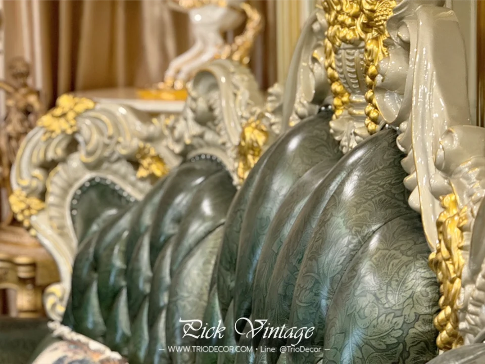 VERSAILLES PREMIUM ROYAL SOFA SET : ชุดโซฟาหลุยส์ 4ชิ้น (4+2+1 ที่นั่ง) พร้อมโต๊ะกลางสุดหรู รุ่น "เวอร์ไซยส์"