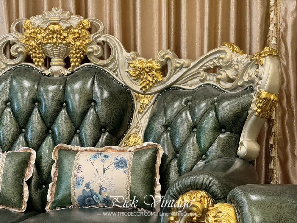 VERSAILLES PREMIUM ROYAL SOFA SET : ชุดโซฟาหลุยส์ 4ชิ้น (4+2+1 ที่นั่ง) พร้อมโต๊ะกลางสุดหรู รุ่น "เวอร์ไซยส์"